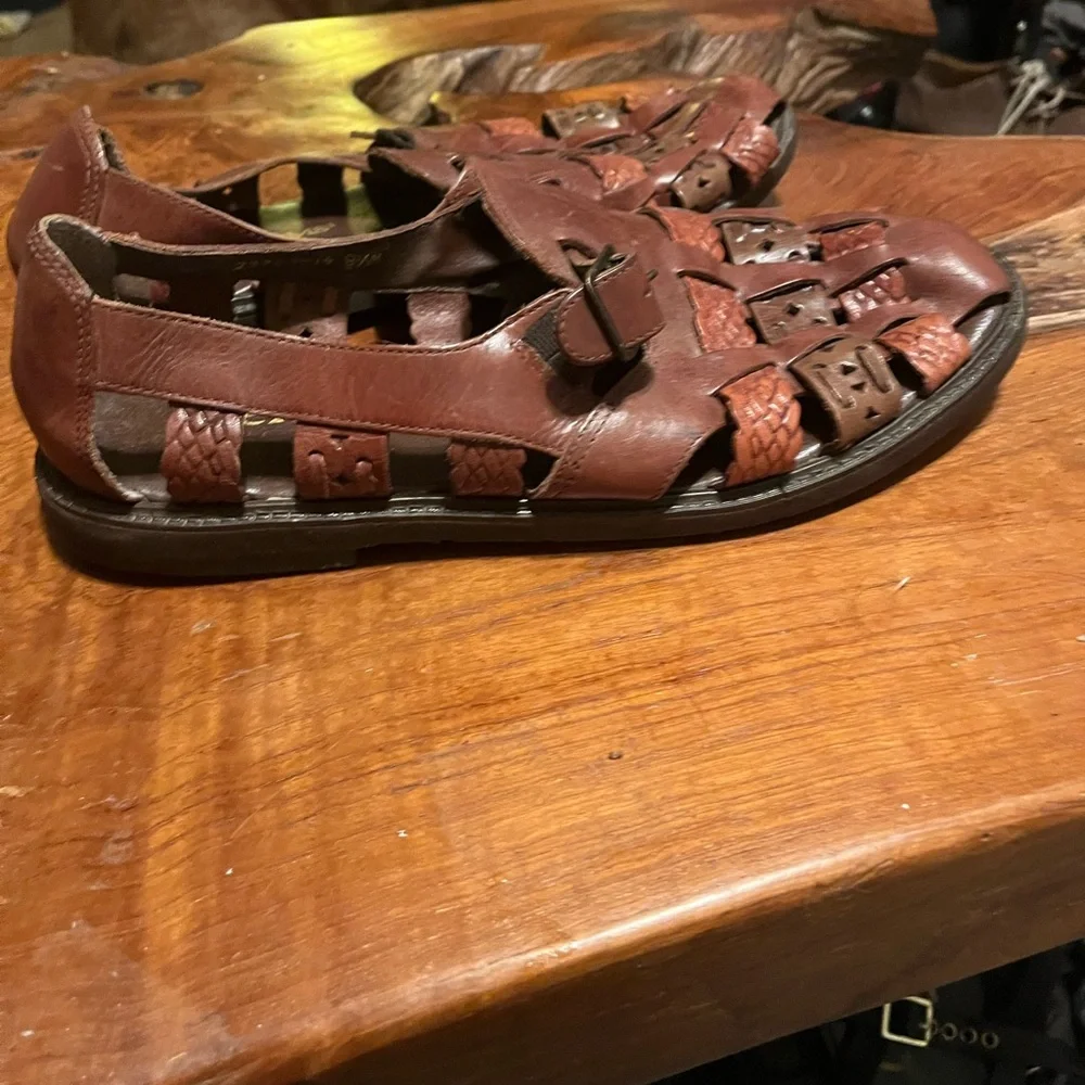 Stacy Adams Mens Brown Leather Woven Buckle Fisherman Sandals Size 9.5